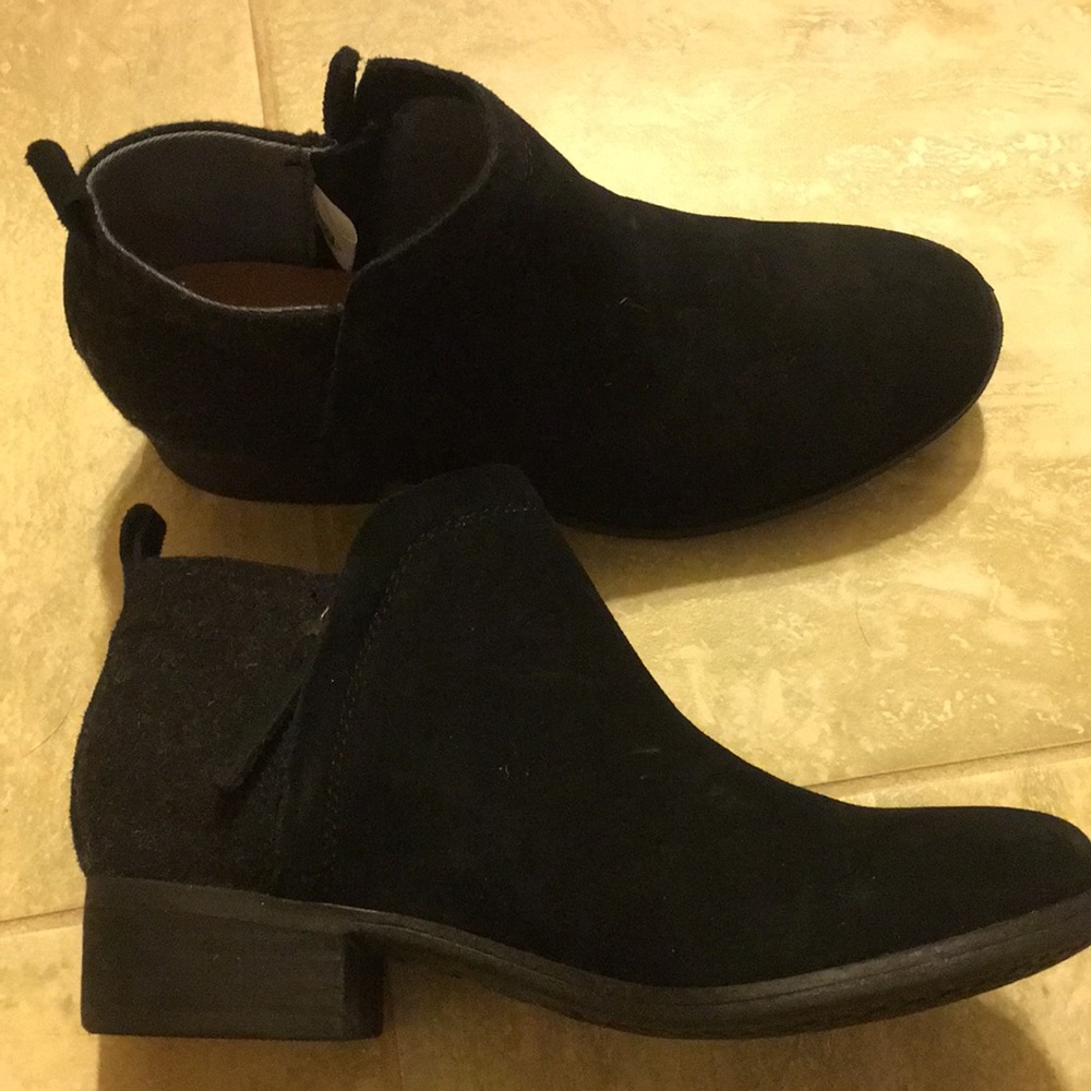 Toms Black Booties